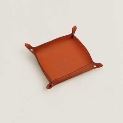 Mises et Relances Desk A5 tray - Brown | Hermès USA